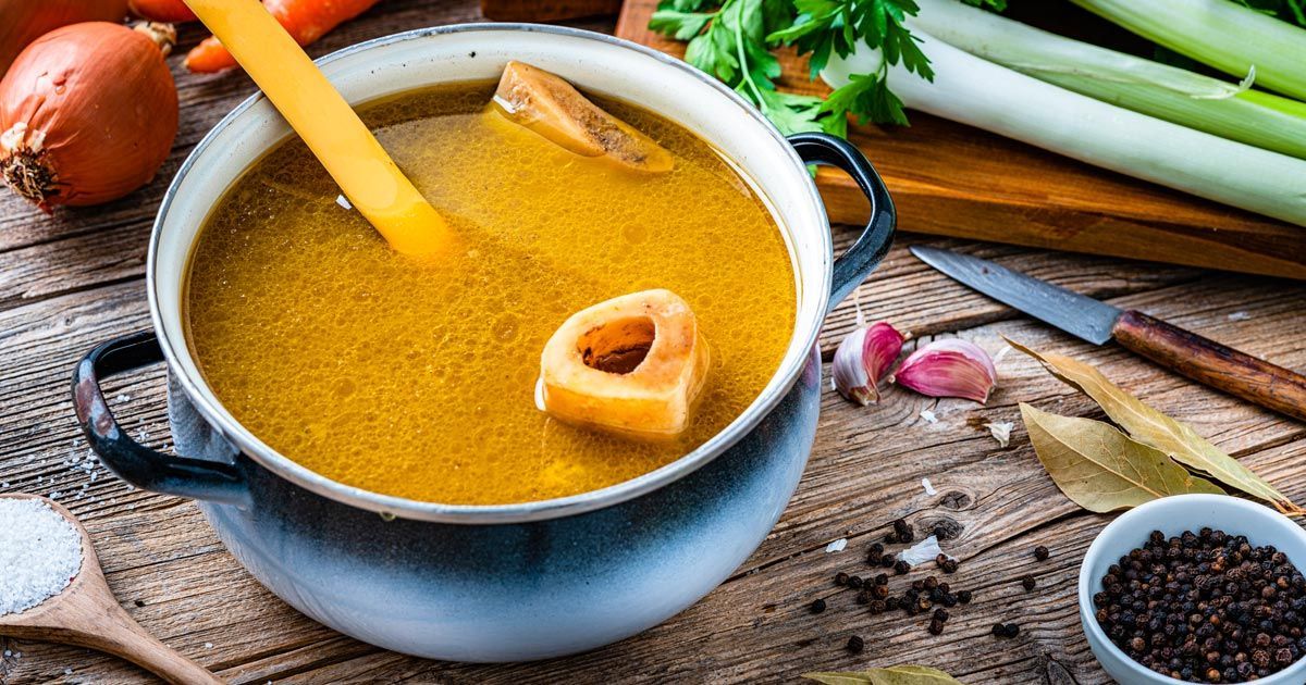 Caldo de osso: um alimento nutritivo para auxiliar o combate de diversas doença