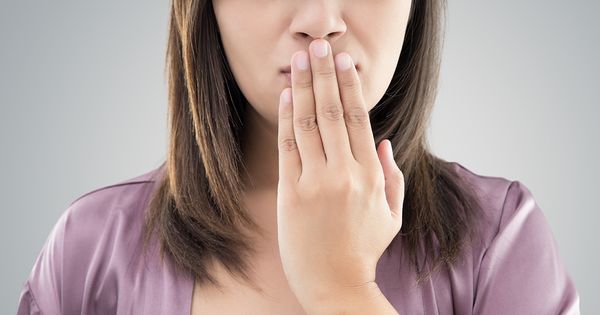 Você pode eliminar o mau hálito para sempre?