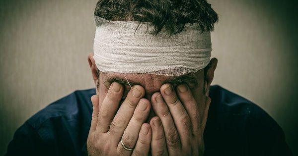 O risco de Parkinson pode ser aumentado até mesmo por lesão simples na cabeça