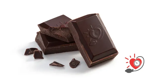 O chocolate amargo pode reduzir sua pressão arterial?