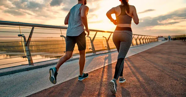 A maneira ideal de melhorar seu humor através do exercício